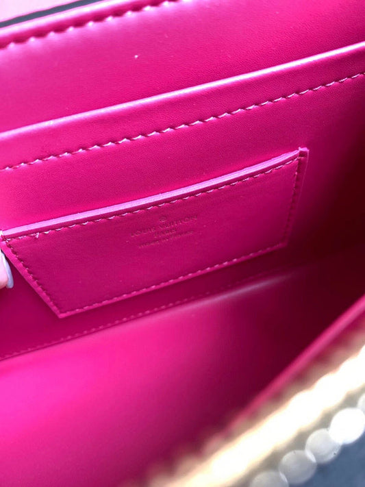 Alice Bags- Louis Vuittons  - 15874