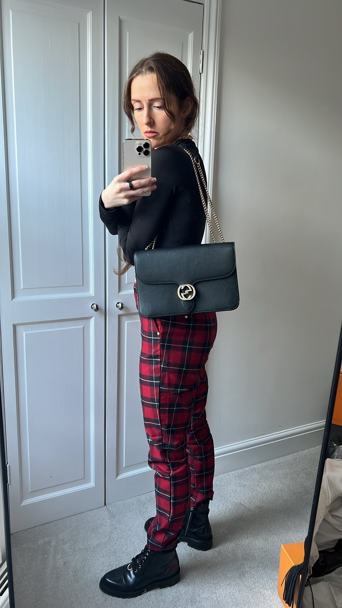 Gucci Interlocking GG Black Medium Shoulder Bag