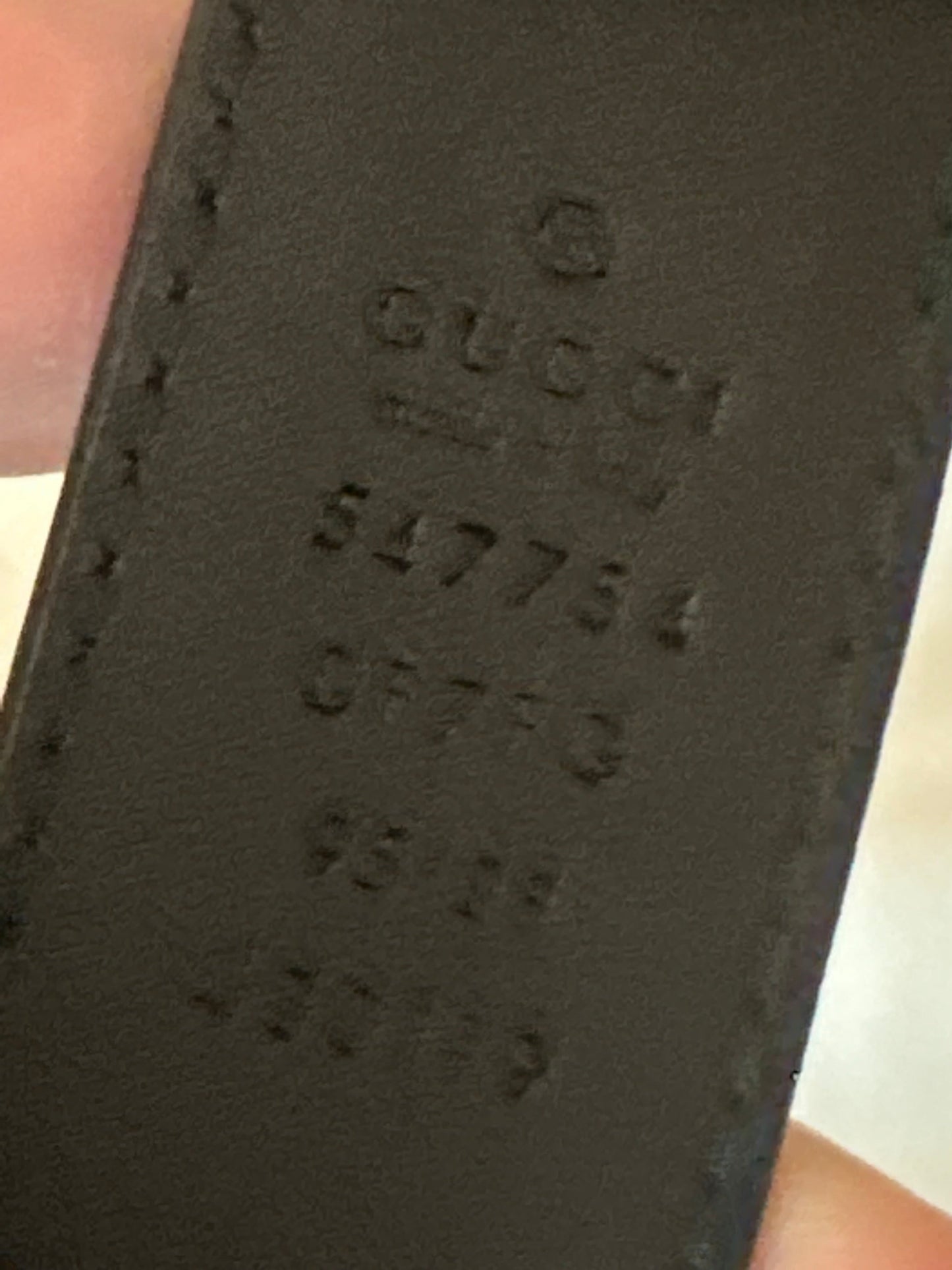 Gucci Leather Belt with Enamel Logo Buckle in Black