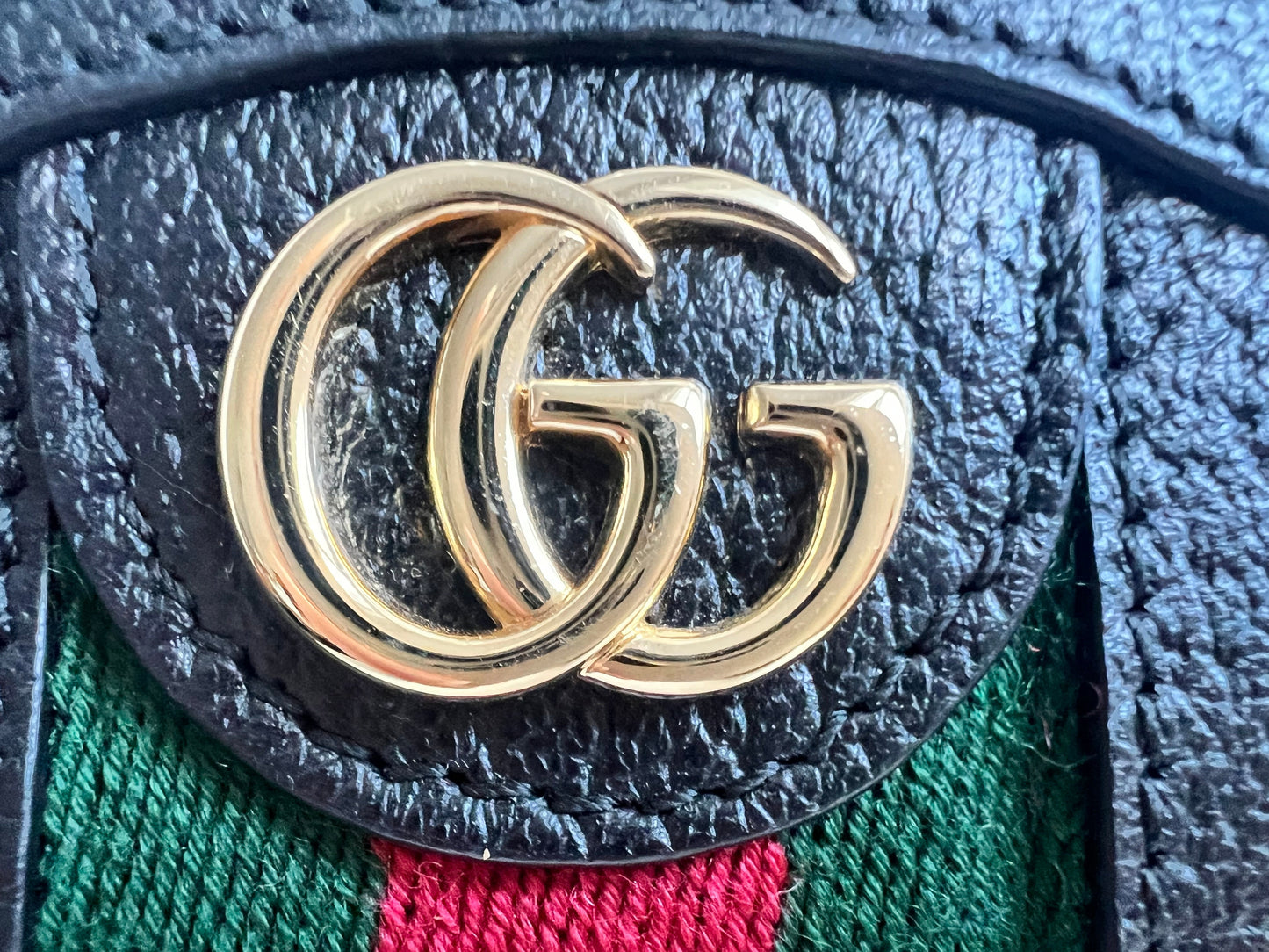 Gucci GG Round Black Ophidia Clutch