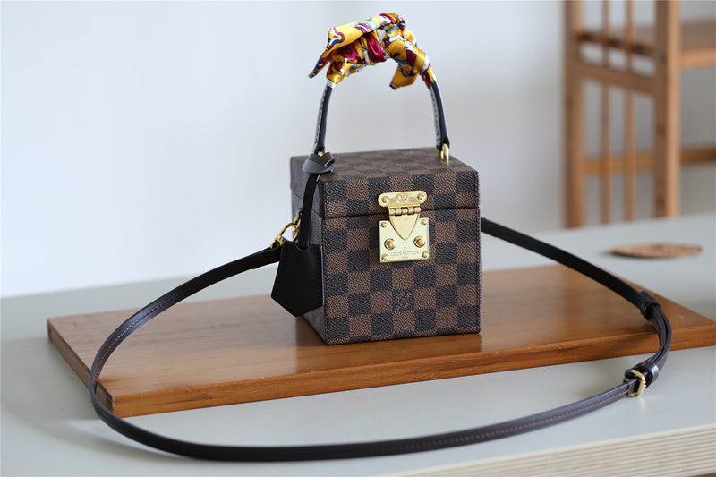 Alice bags - Louis Vuittons  - 9344