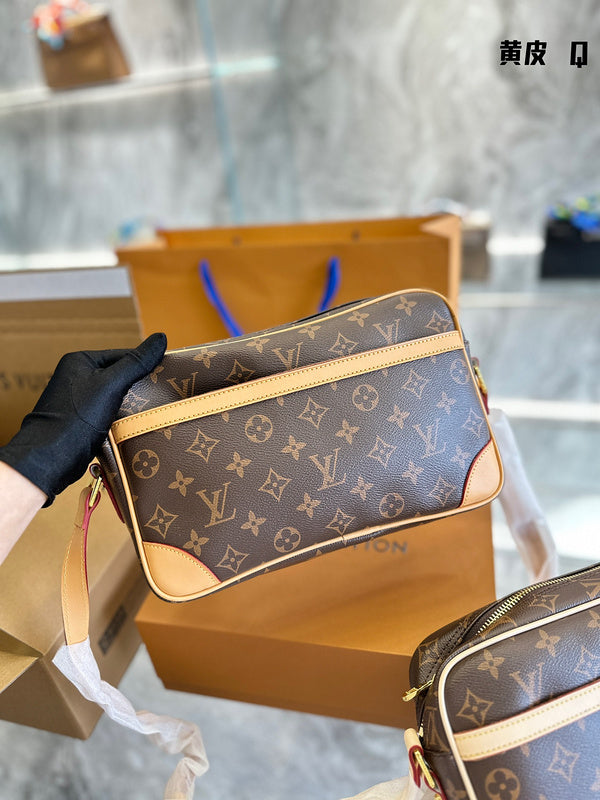 Alice bags - Louis Vuittons  - 15140