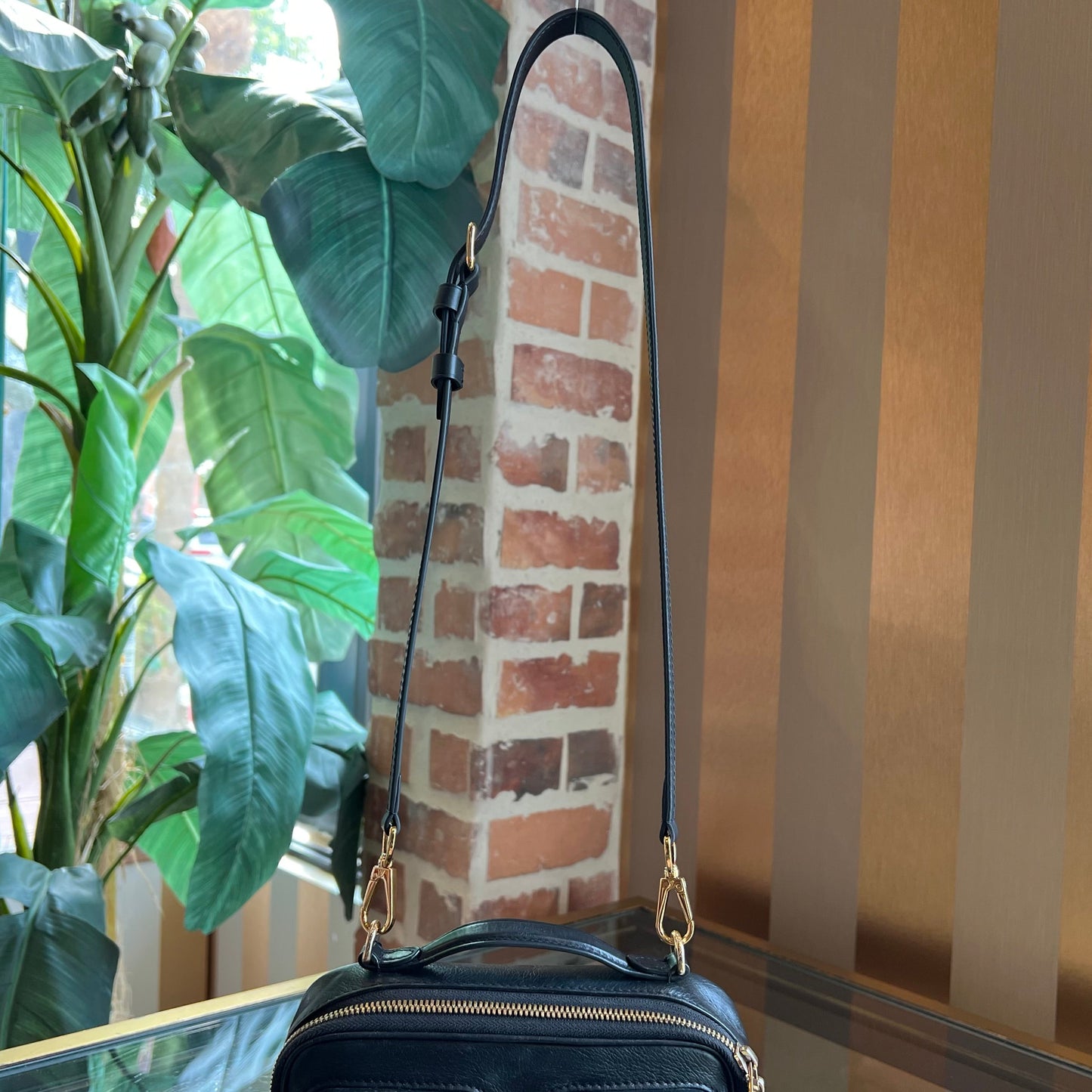 LOUIS VUITTON Bandouliere Black Leather Strap
