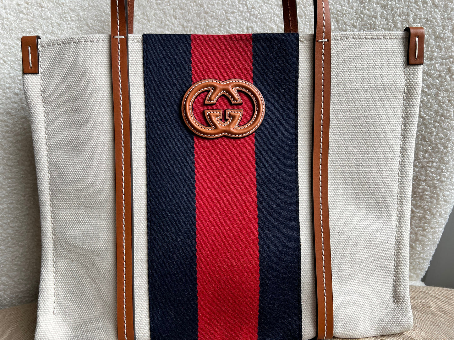 Gucci Small Interlocking GG Tote Bag (£1220)