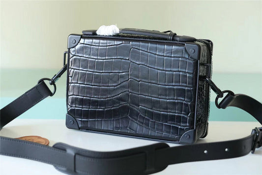Alice bags - Louis Vuittons  - 10113