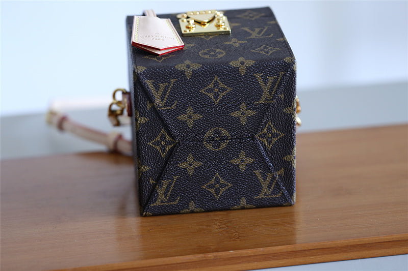 Alice bags - Louis Vuittons  - 9402