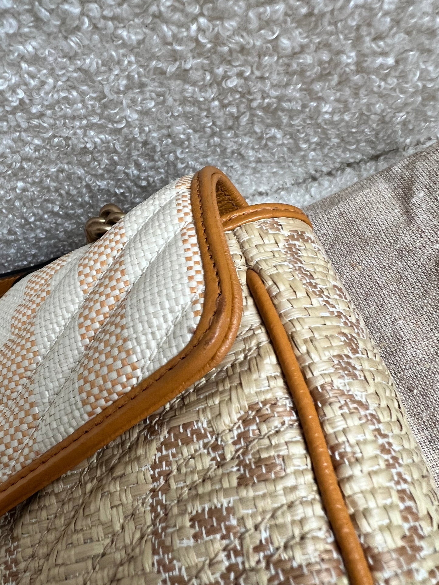 Gucci GG Beige Raffia Marmont Small Shoulder Bag (RRP £1,570)