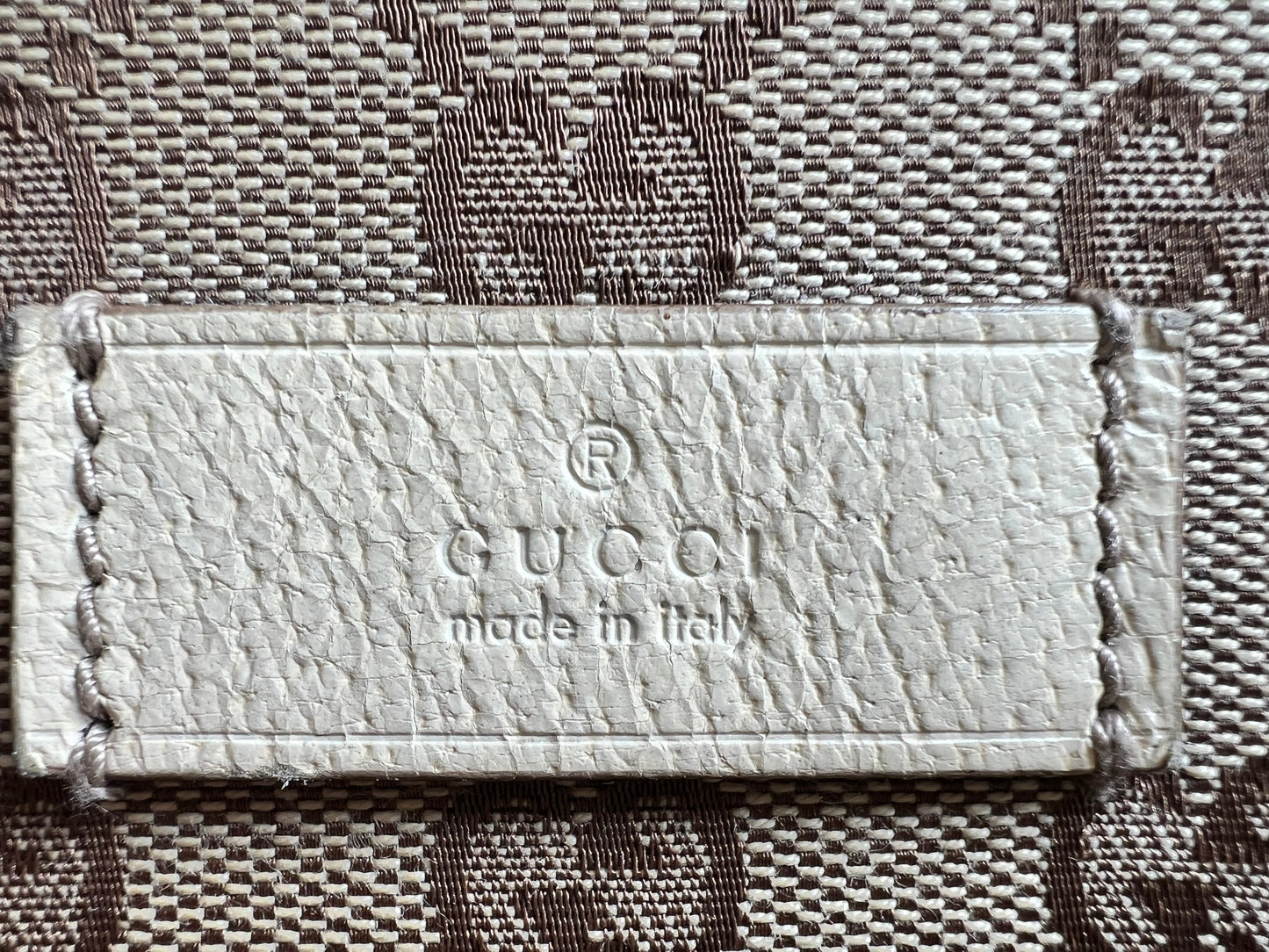 Gucci GG White Beige Canvas Messenger Bag