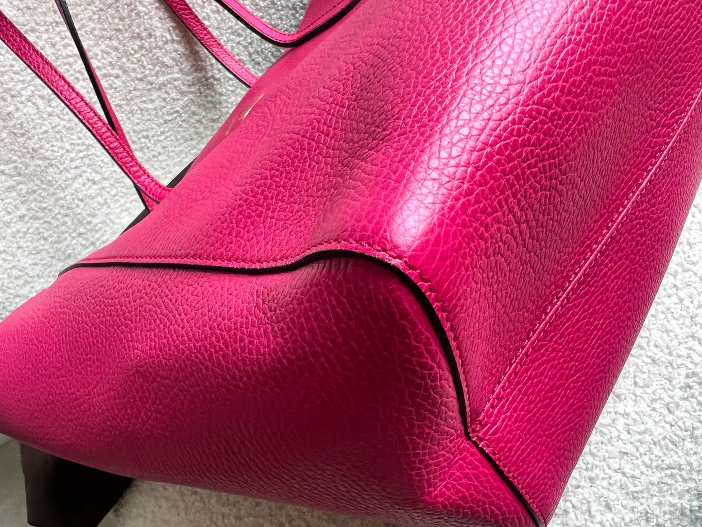 Gucci Pink Swing Tote