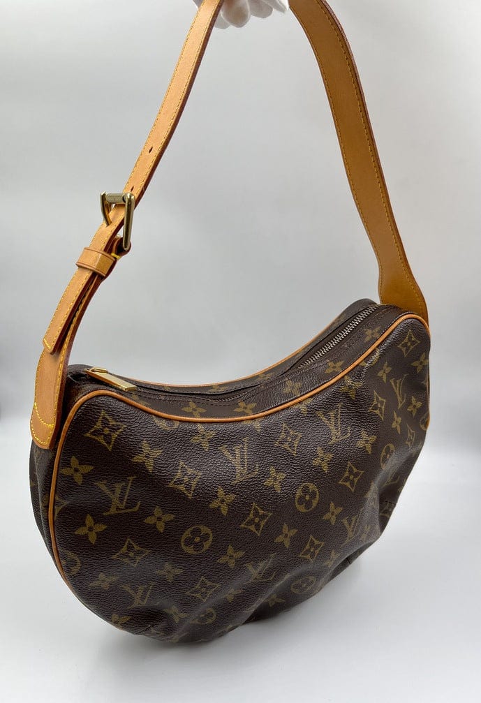 Louis Vuitton Croissant MM