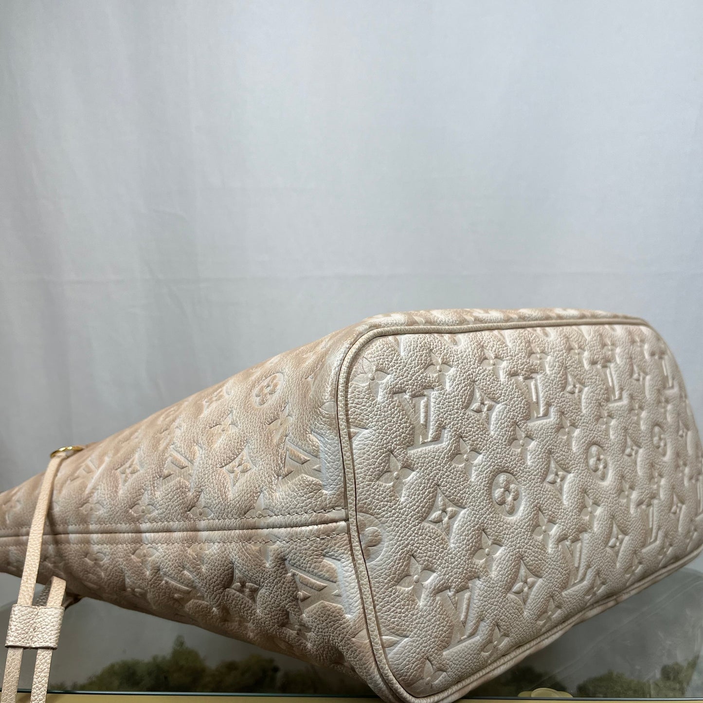 LOUIS VUITTON Empreinte "Summer Stardust" Neverfull MM