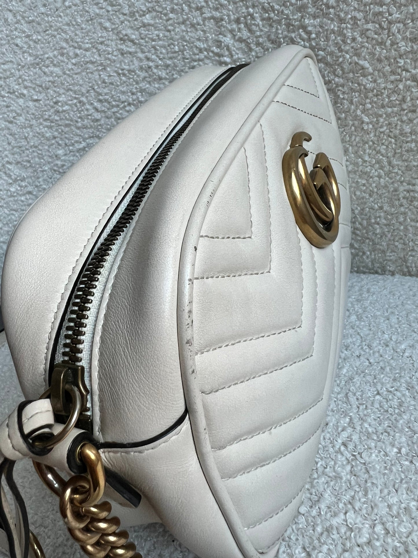 Gucci GG White Marmont Small Shoulder Bag (RRP £1440)