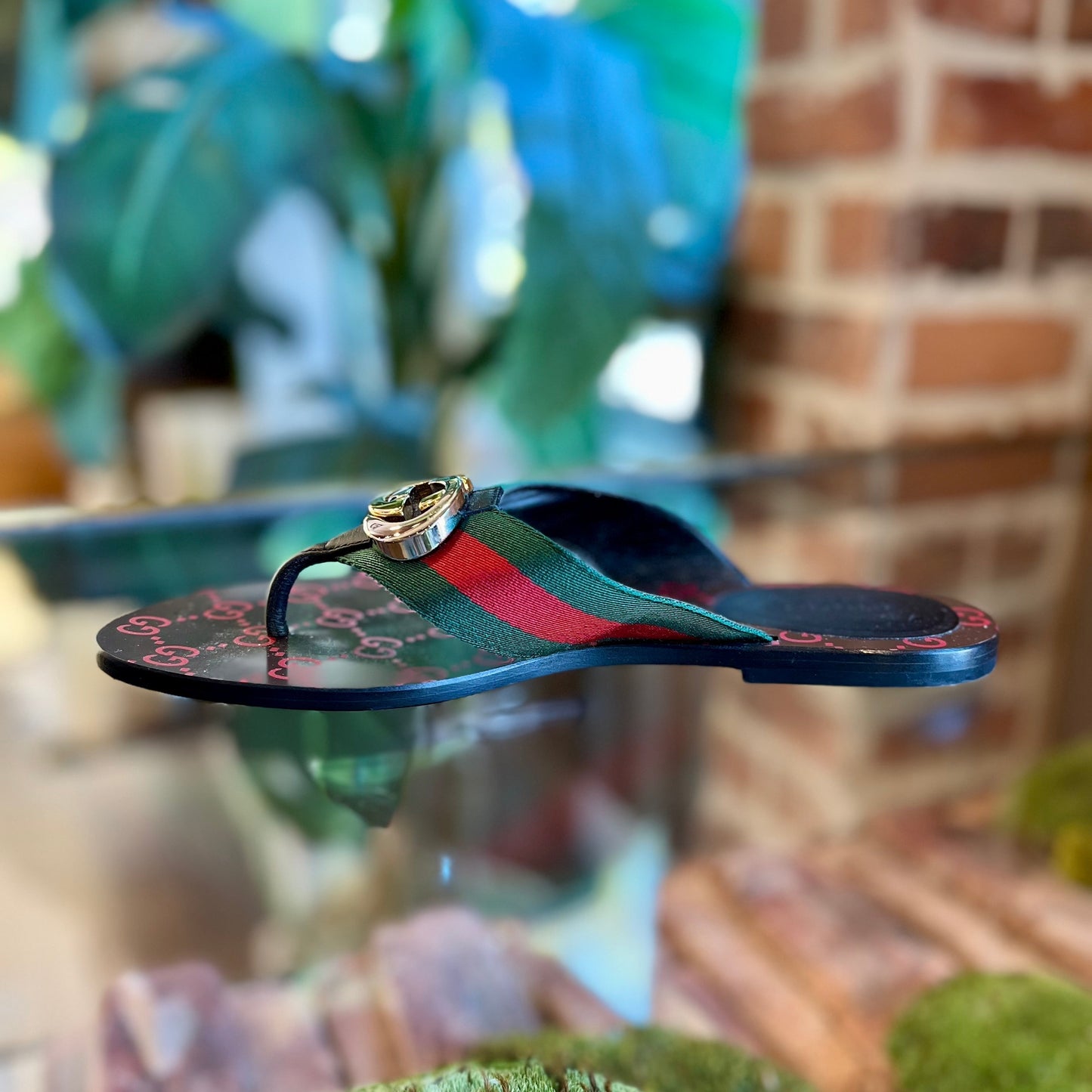 GUCCI Kika Web Thong Sandals 38