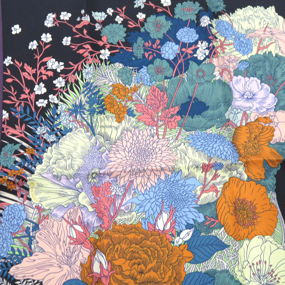 HERMES scarf silk multicolor Floral Horse Twill Scarf Carre45 Flower Horse Gavroche Robe Legere Detail Women Used