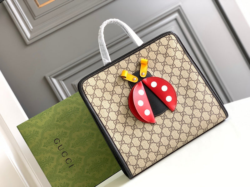 Gucci   Luxury Bags  978