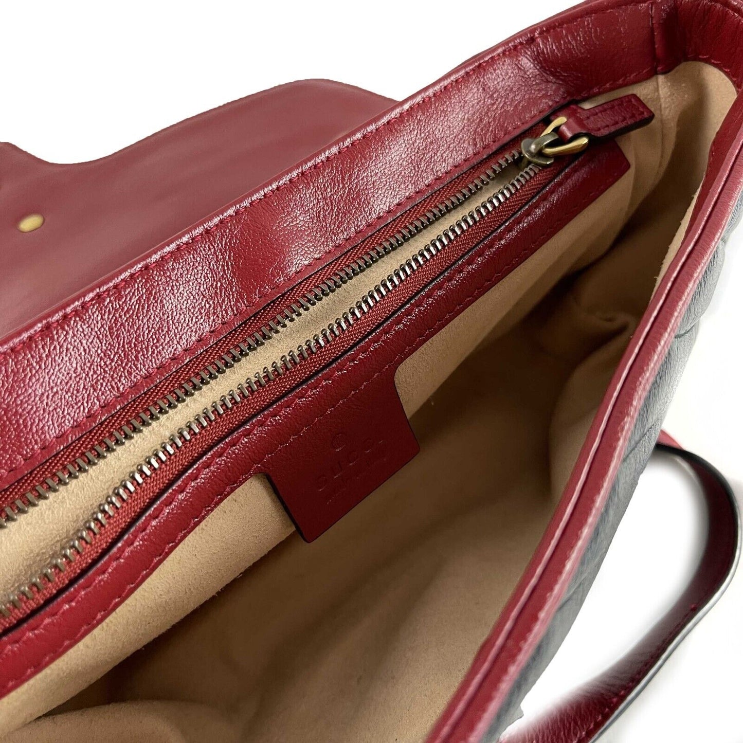 GUCCI GG Marmont Flap Diagonal Quilted Leather Small
