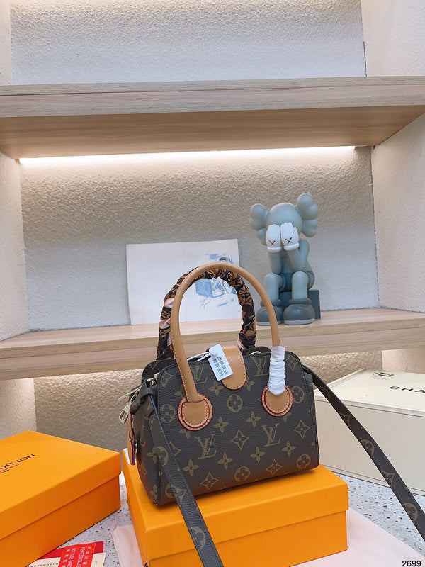 Alice bags - Louis Vuittons  - 14904