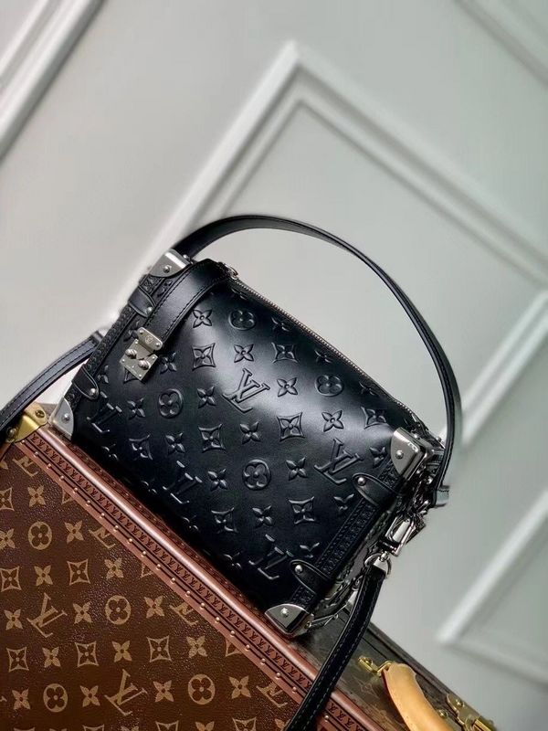 Alice Bags- Louis Vuittons  - 15958