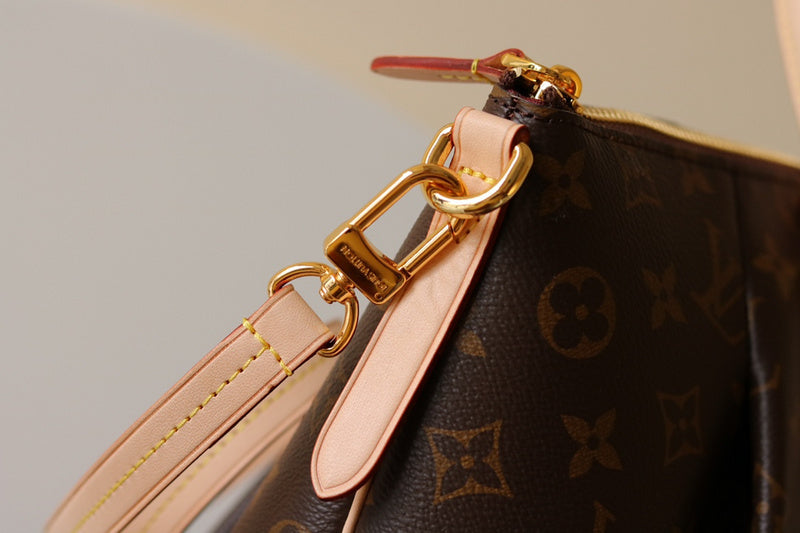 Alice  Bags- Louis Vuittons  - 16144