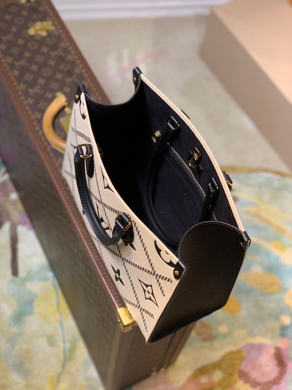 Alice Bags- Louis Vuittons  - 16578