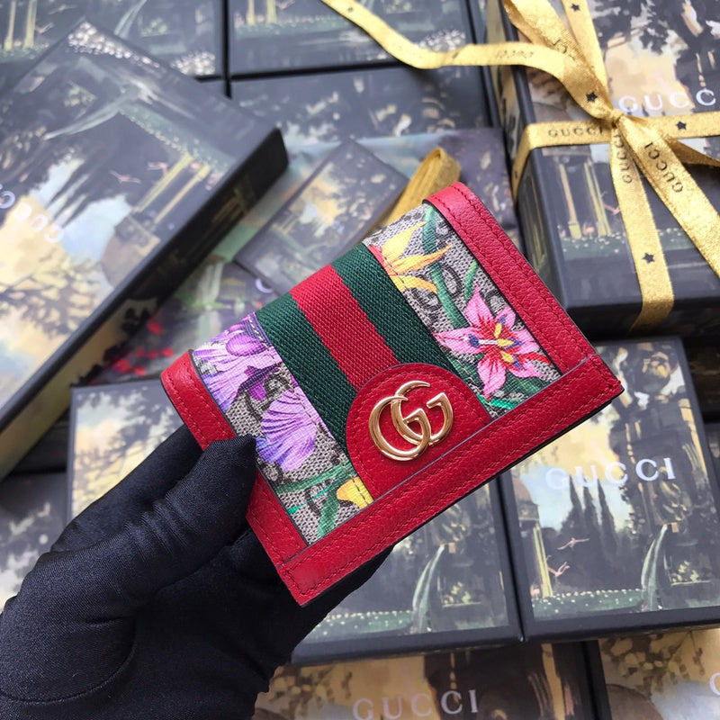 Gucci   Luxury Bags  867