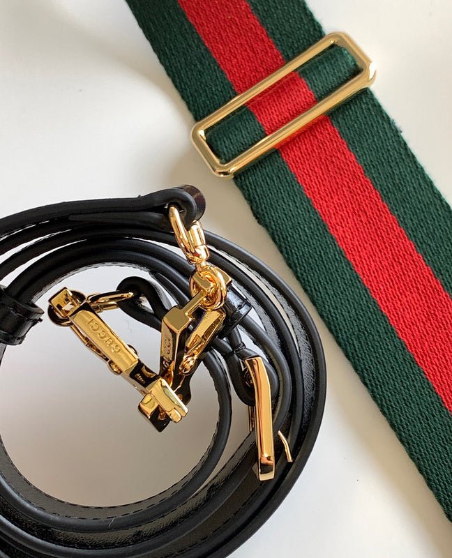 Gucci   Luxury Bags  1080