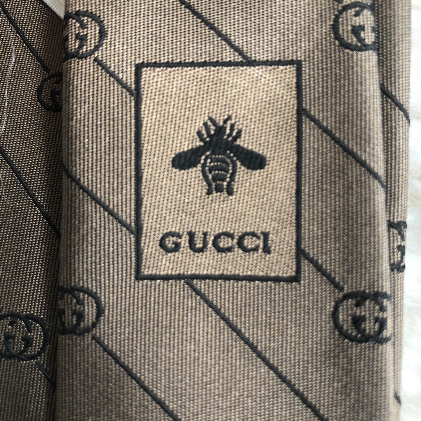 Gucci GG Striped Silk-jacquard Tie in Brown