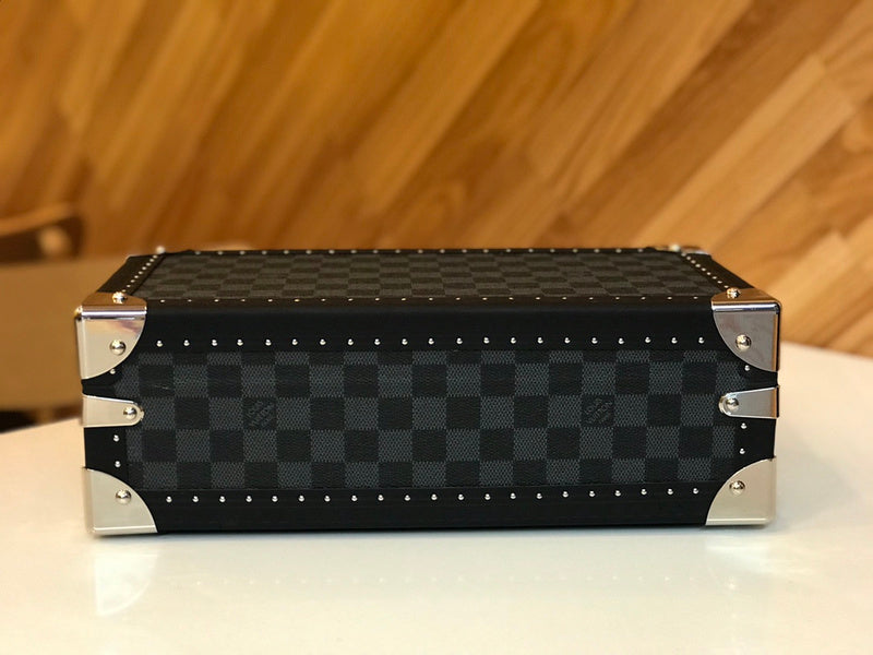 Alice Bags- Louis Vuittons  - 15992