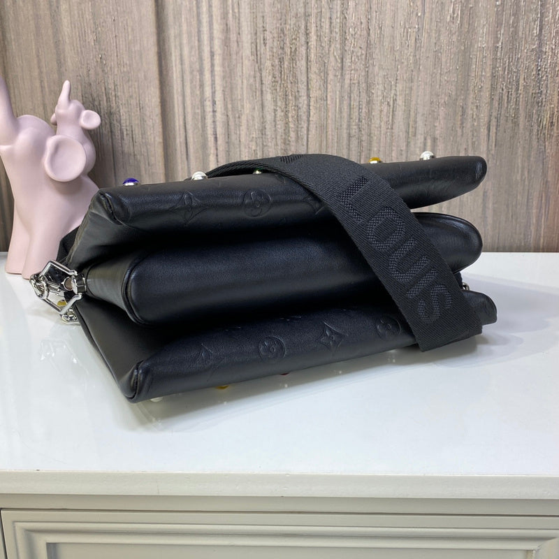 Alice Bags- Louis Vuittons  - 16113