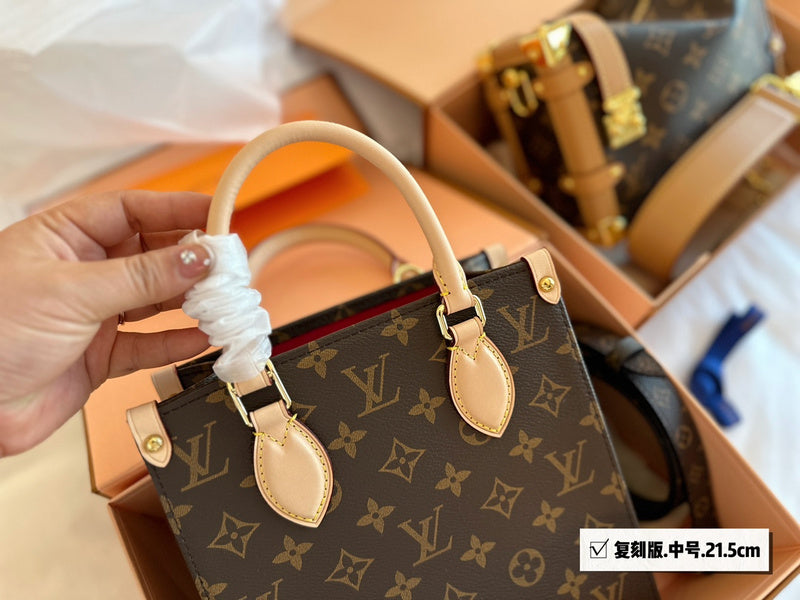 Alice bags - Louis Vuittons  - 15111