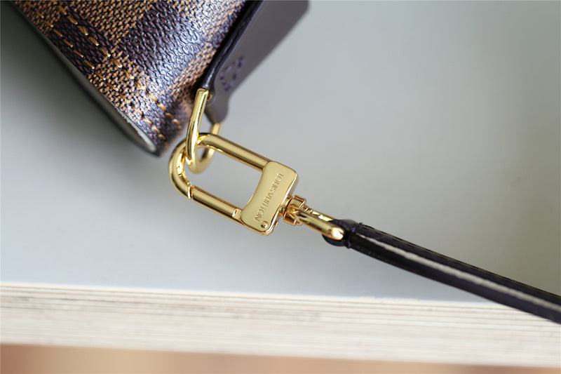Alice bags - Louis Vuittons  - 7897
