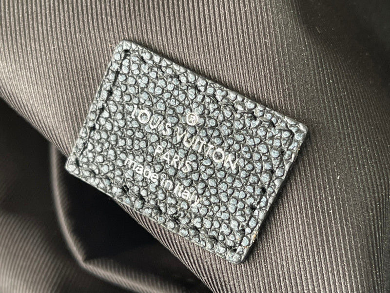 Alice Bags- Louis Vuittons  - 16092