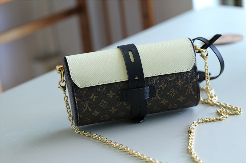 Alice bags - Louis Vuittons  - 7979