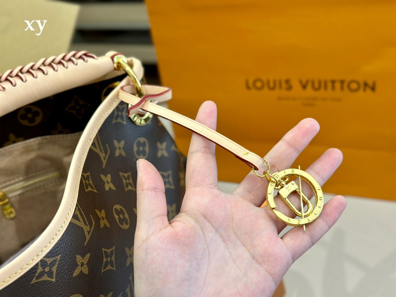 Alice bags - Louis Vuittons  - 15006