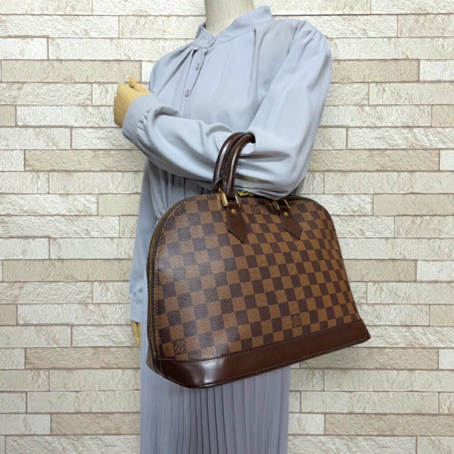 Louis Vuitton  Damier Canvas Handbag