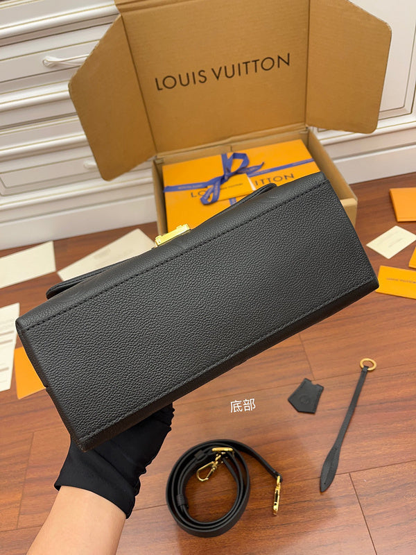 Alice Bags- Louis Vuittons  - 16410