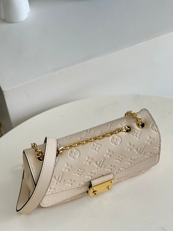 Alice Bags- Louis Vuittons  - 16470