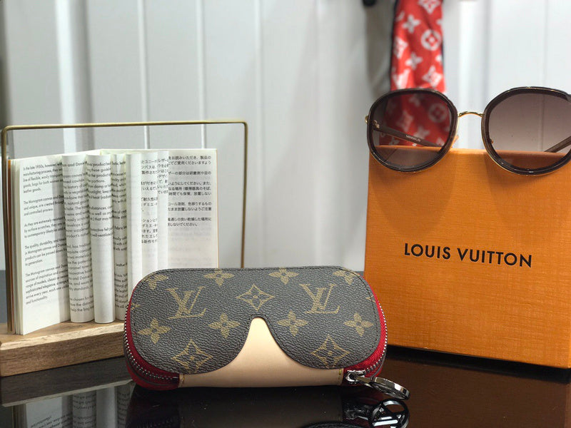 Alice bags - Louis Vuittons  - 9307