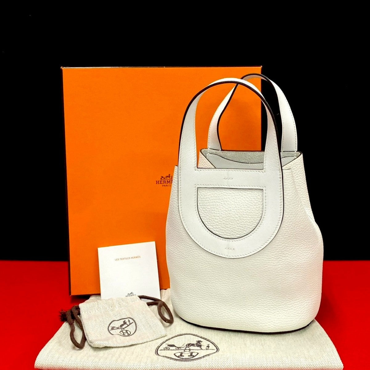 HERMES Handbag Taurillon Clemence white in the loop 18