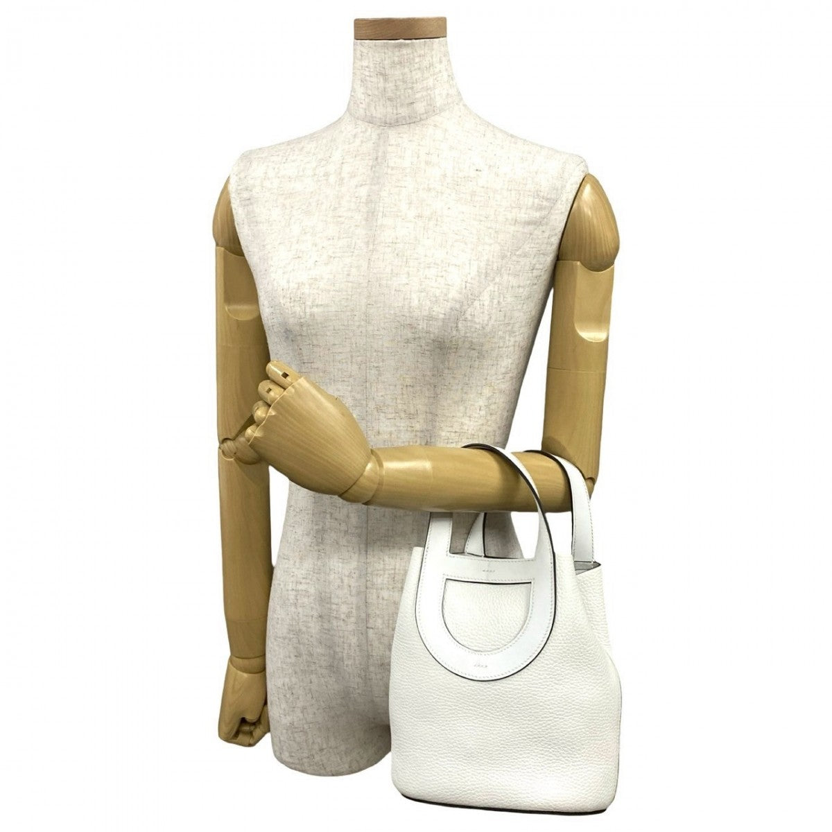 HERMES Handbag Taurillon Clemence white in the loop 18