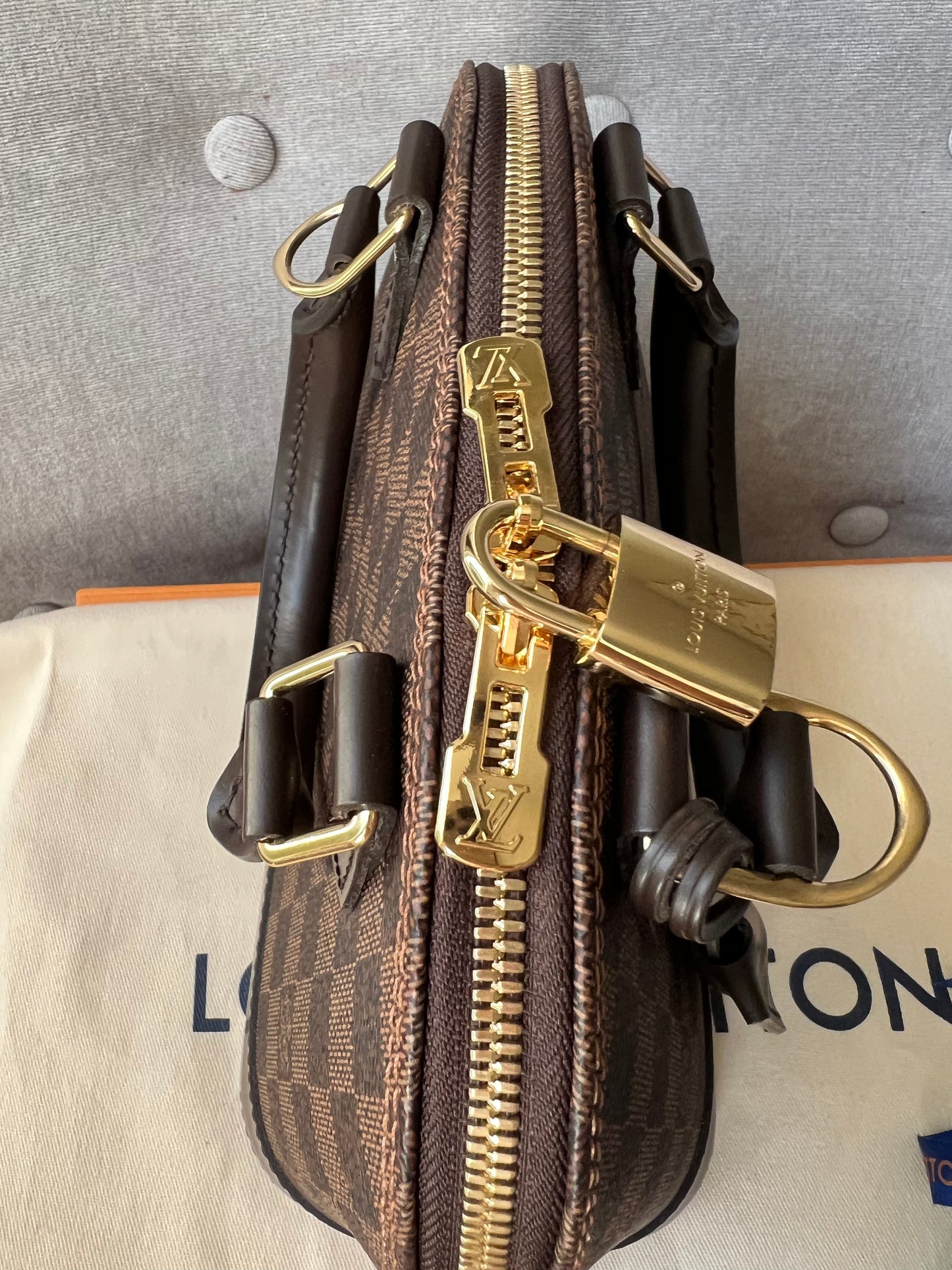 Louis Vuitton Alma BB Damier Ebene