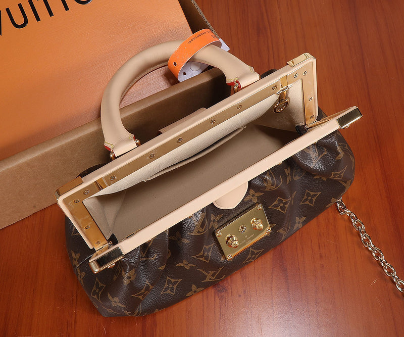 Alice bags - Louis Vuittons  - 15718