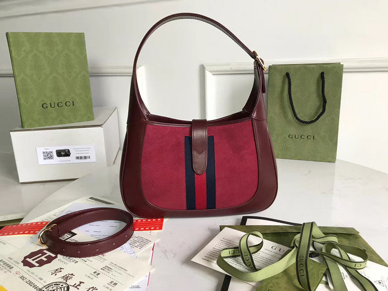Gucci   Luxury Bags  1041