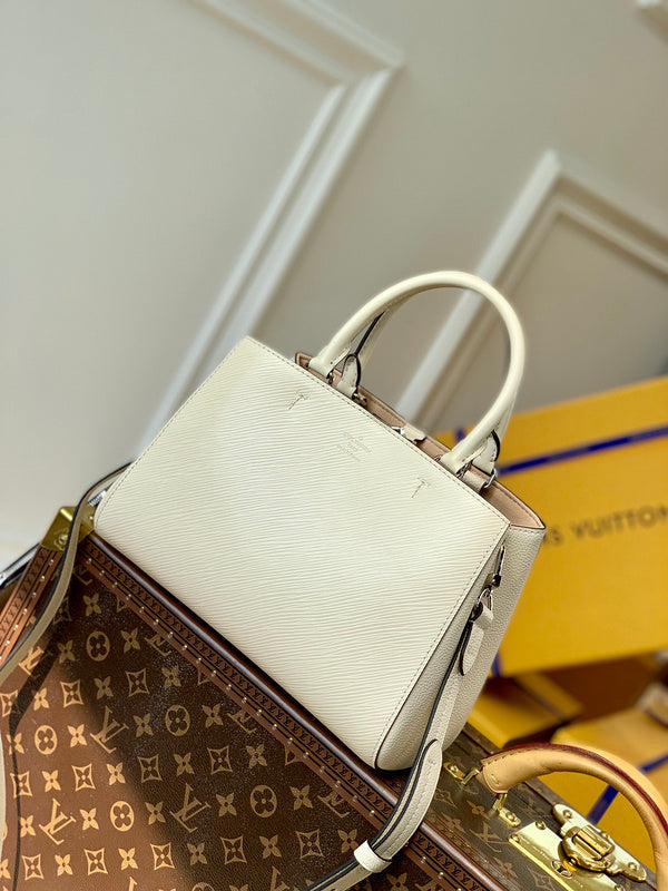 Alice Bags- Louis Vuittons  - 16744
