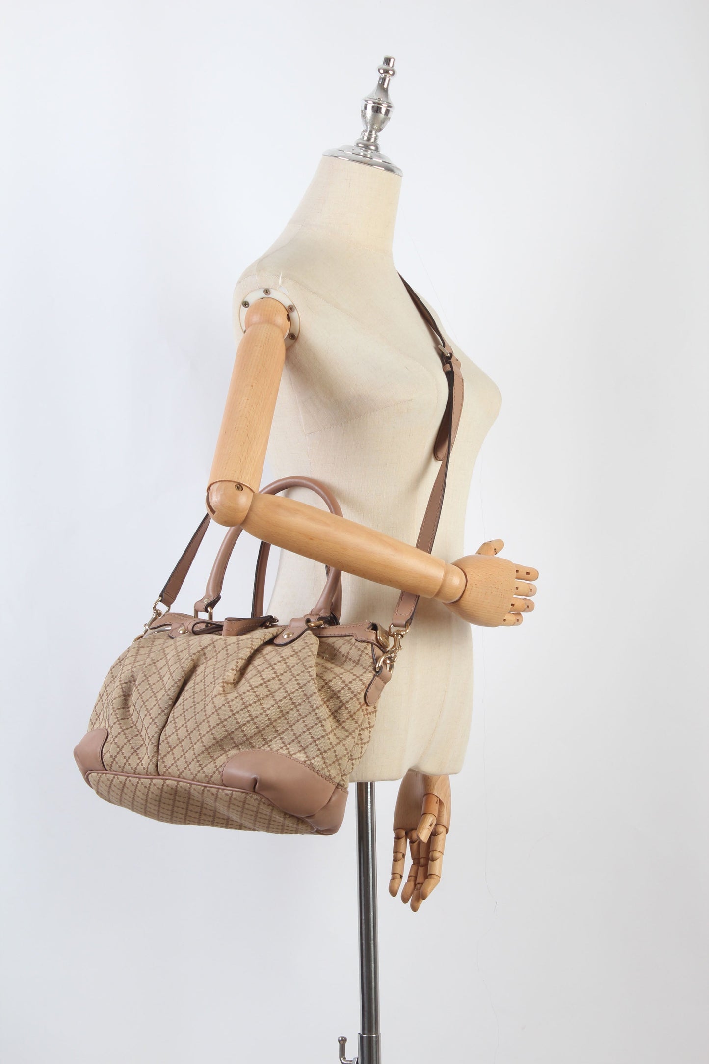 Gucci  Handbag