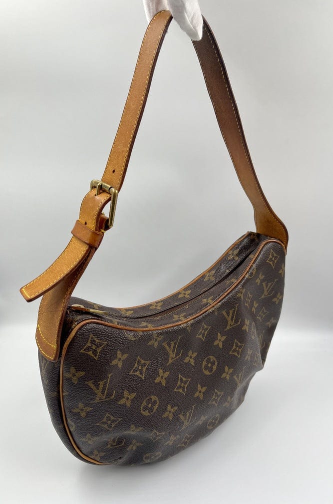 Louis Vuitton Croissant MM
