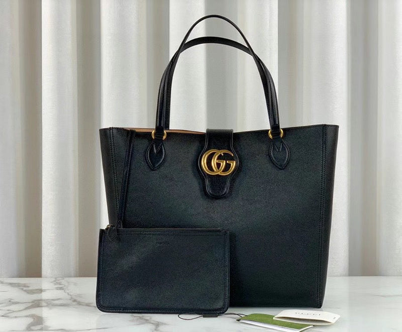 Gucci   Luxury Bags  1011
