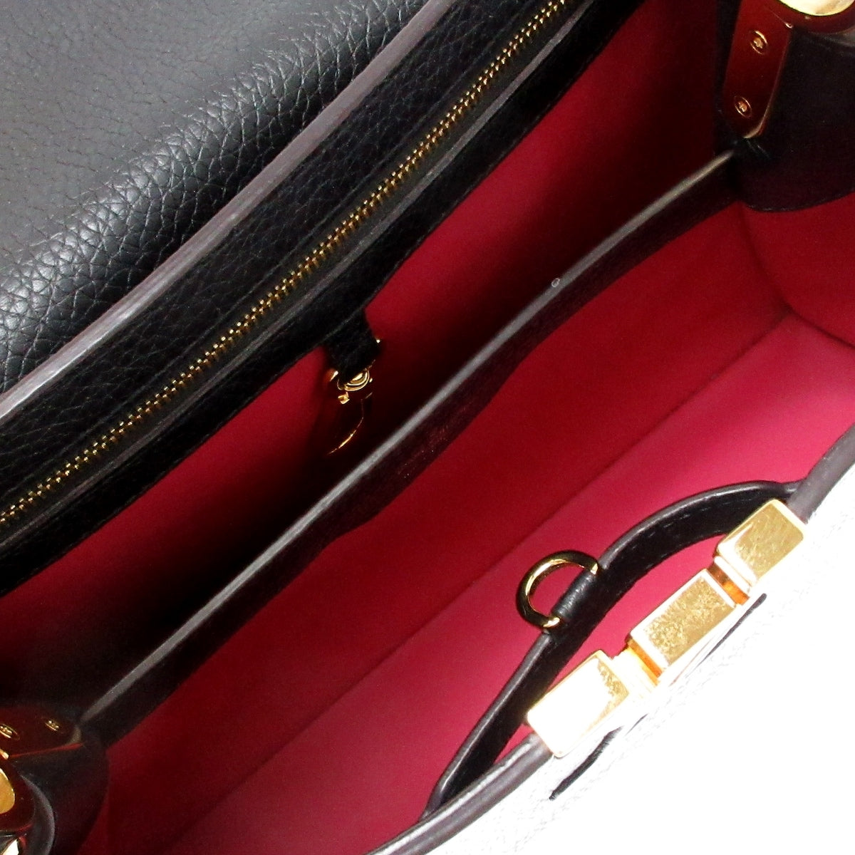 Louis Vuitton Black Leather Capucines handbag bag