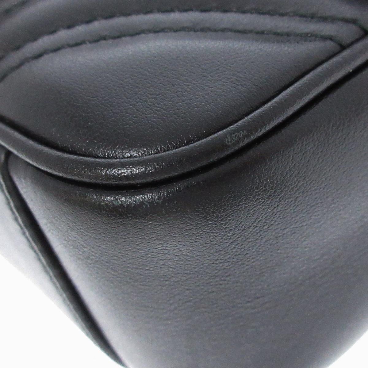 Gucci GG Marmont Shoulder Bag