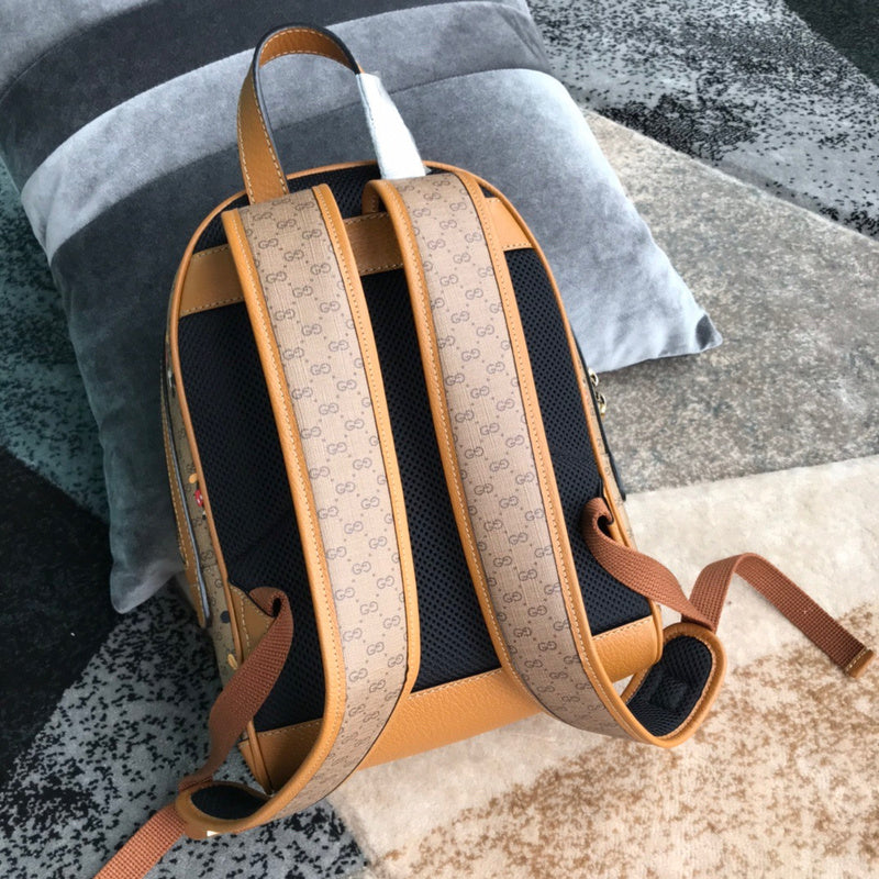 Gucci   Luxury Bags  990